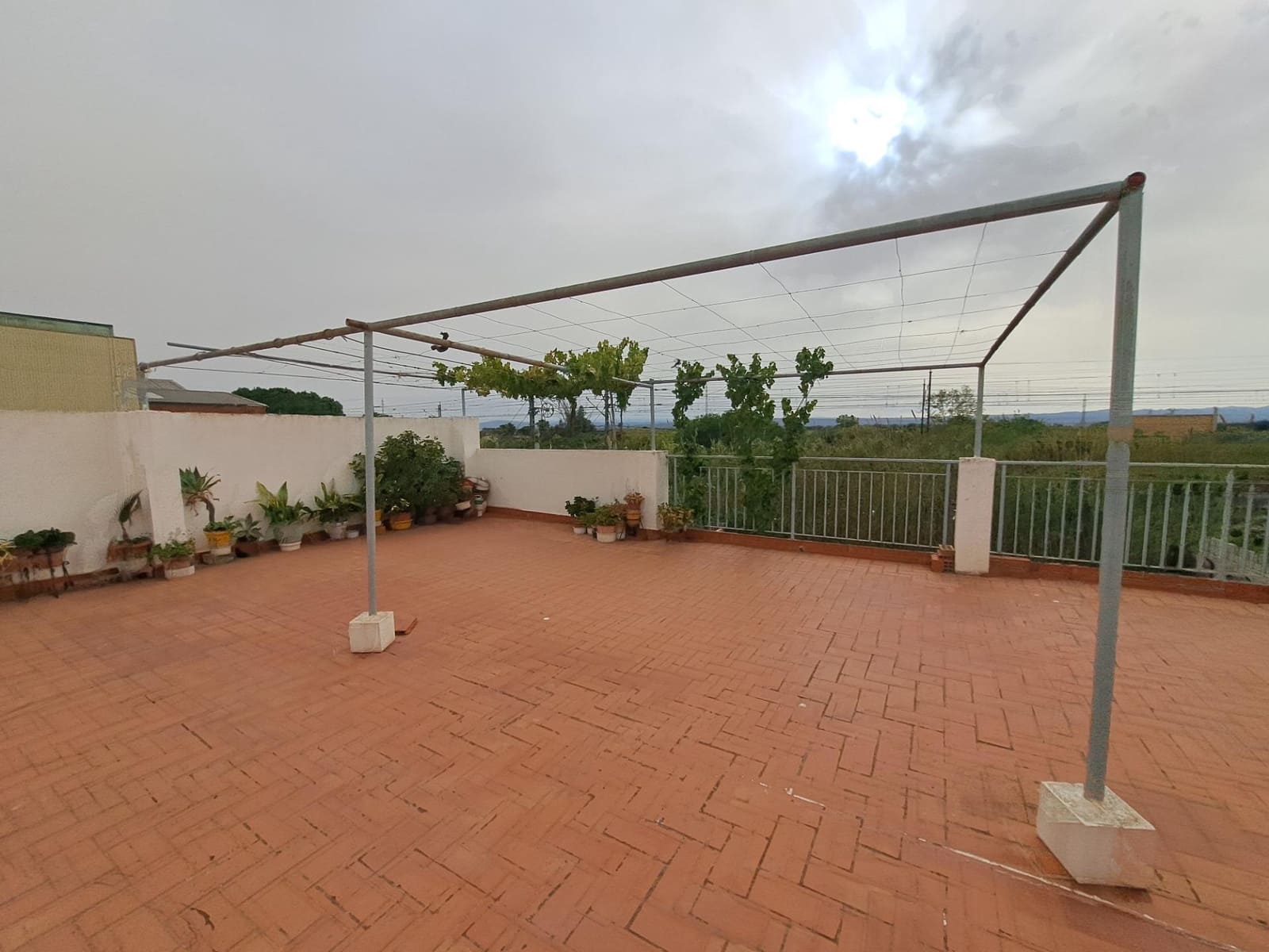 4 soveværelse Villa til salg i Carcaixent med garage - € 250.000 (Ref: 8354179)