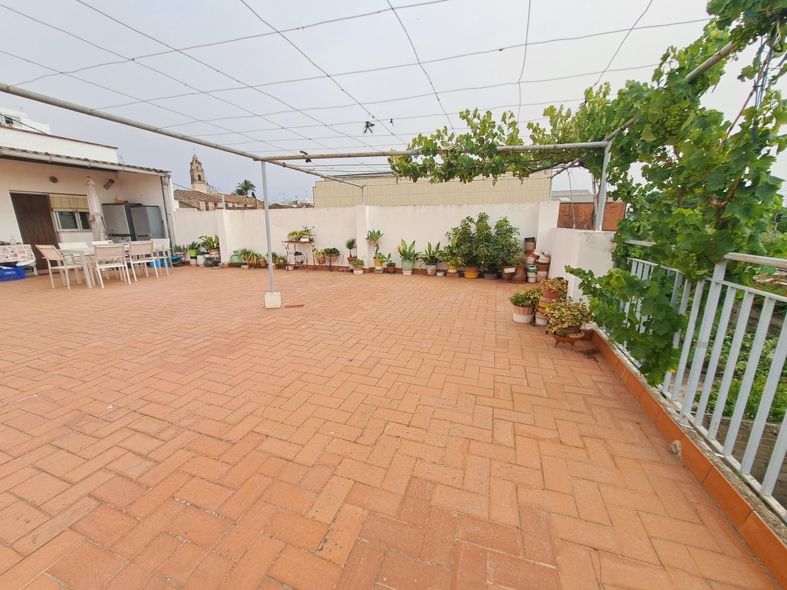 4 soveværelse Villa til salg i Carcaixent med garage - € 250.000 (Ref: 8354179)