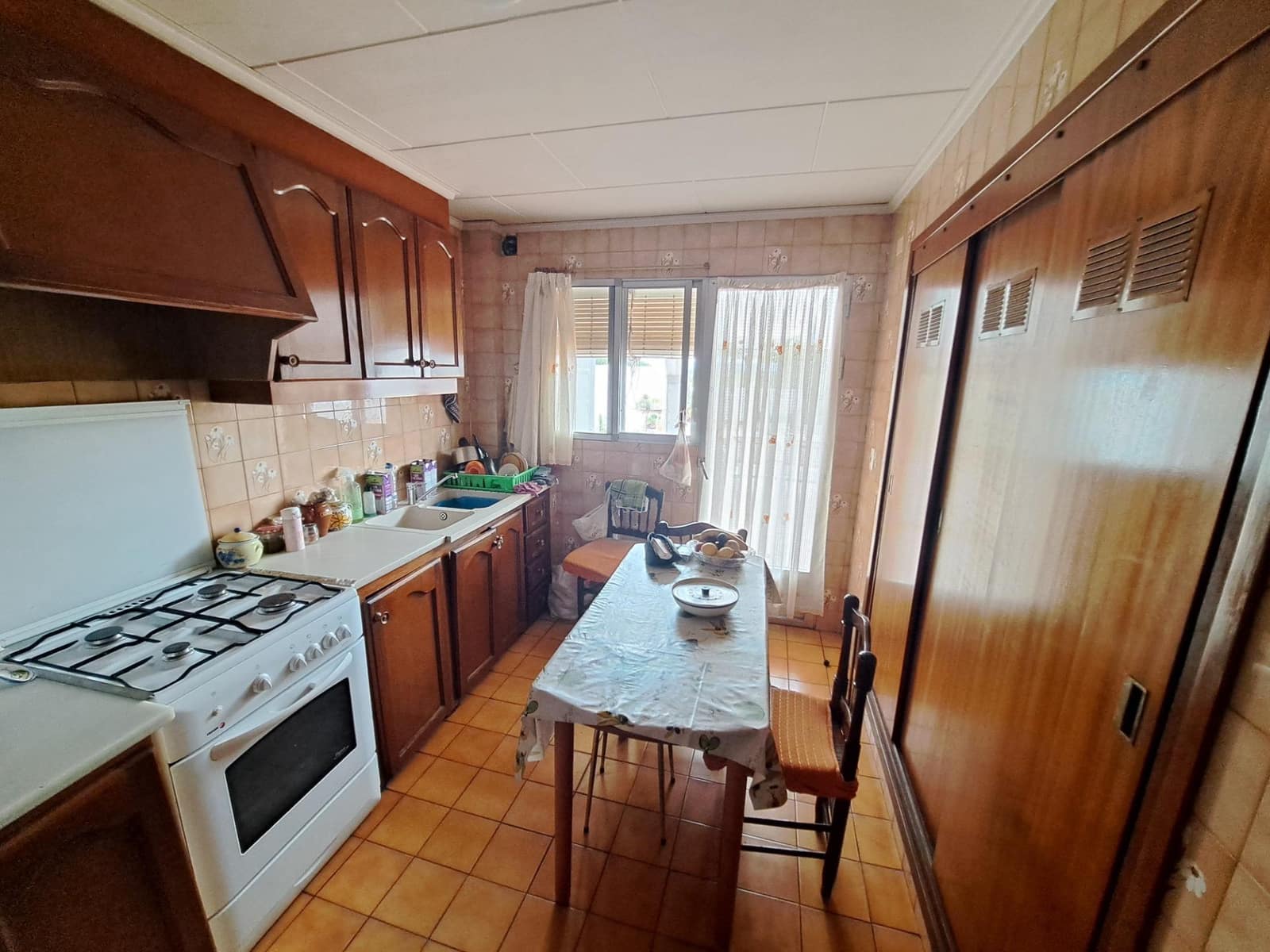 4 soveværelse Villa til salg i Carcaixent med garage - € 250.000 (Ref: 8354179)