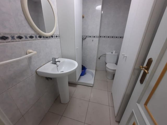 Commerciale da affittare in Alzira - 2.000 € (Rif: 8363172)