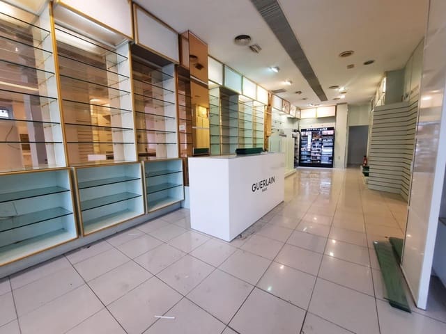 Commerciale da affittare in Alzira - 2.000 € (Rif: 8363172)