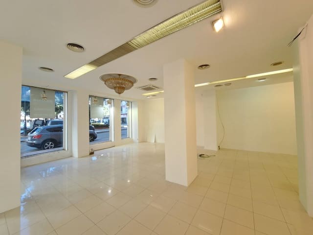 Local Commercial à louer à Alzira - 2 000 € (Ref: 8363172)