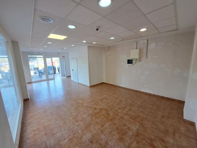 Commercial for rent in Alzira - € 500 (Ref: 8373748)