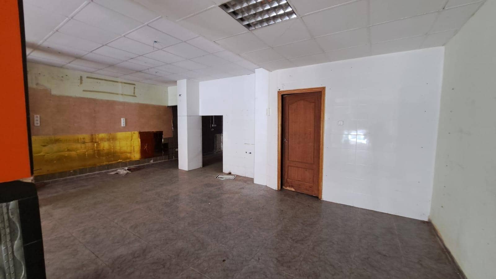 Local Commercial à vendre à Carcaixent - 70 000 € (Ref: 8373753)