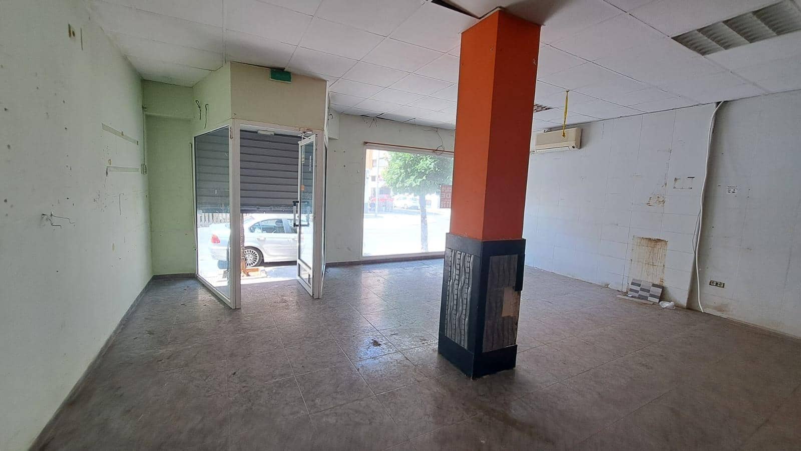 Local Commercial à vendre à Carcaixent - 70 000 € (Ref: 8373753)