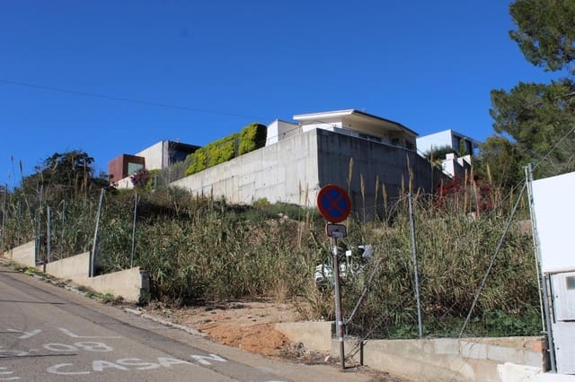 Building Plot for sale in Alzira - € 130,000 (Ref: 8382954)