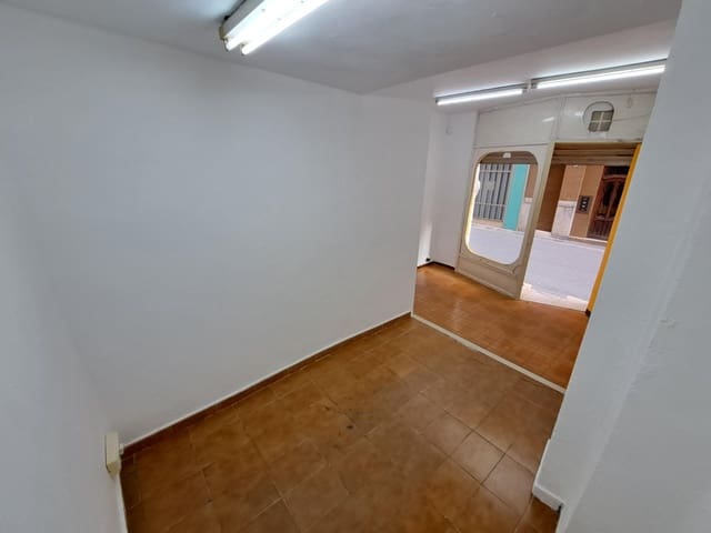 Erhverv til salg i Alzira - € 58.000 (Ref: 8411583)
