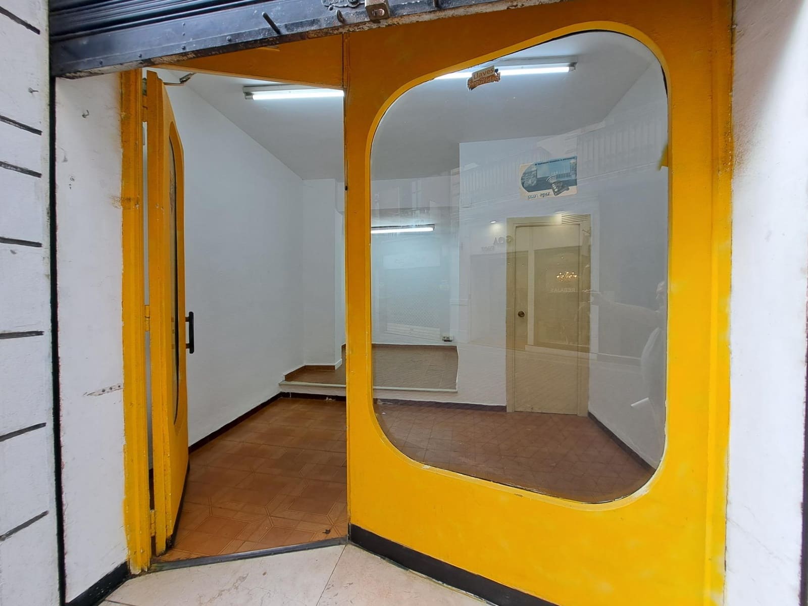 Erhverv til salg i Alzira - € 58.000 (Ref: 8411583)