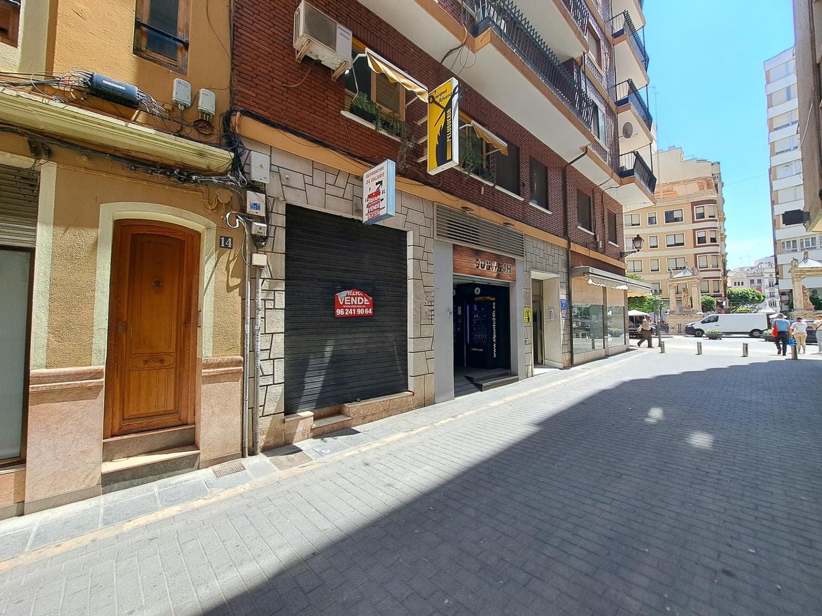 Erhverv til salg i Alzira - € 58.000 (Ref: 8411583)