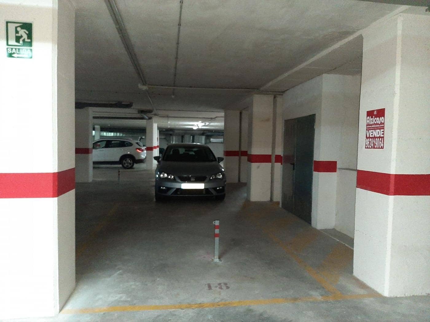 Garagem para venda em Alzira - 8 500 € (Ref: 8452592)