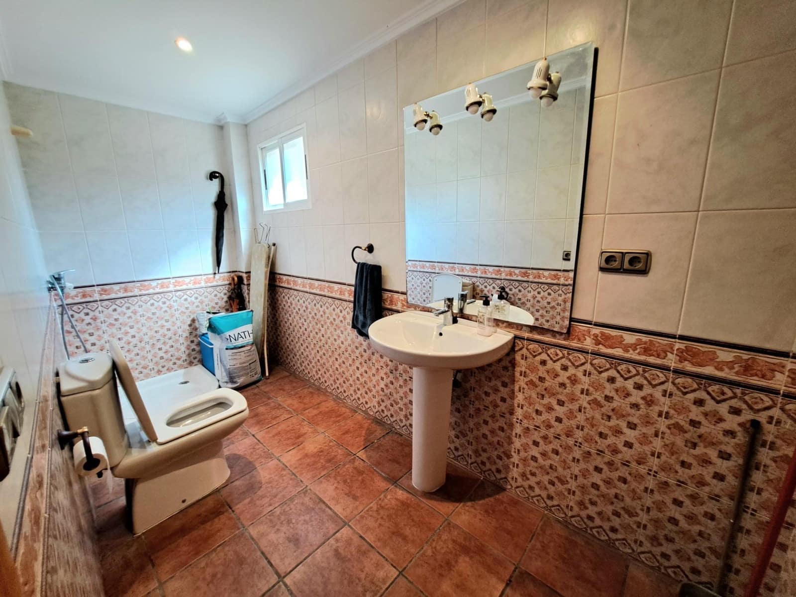 4 chambre Villa/Maison à vendre à Alzira avec piscine - 390 000 € (Ref: 8463612)