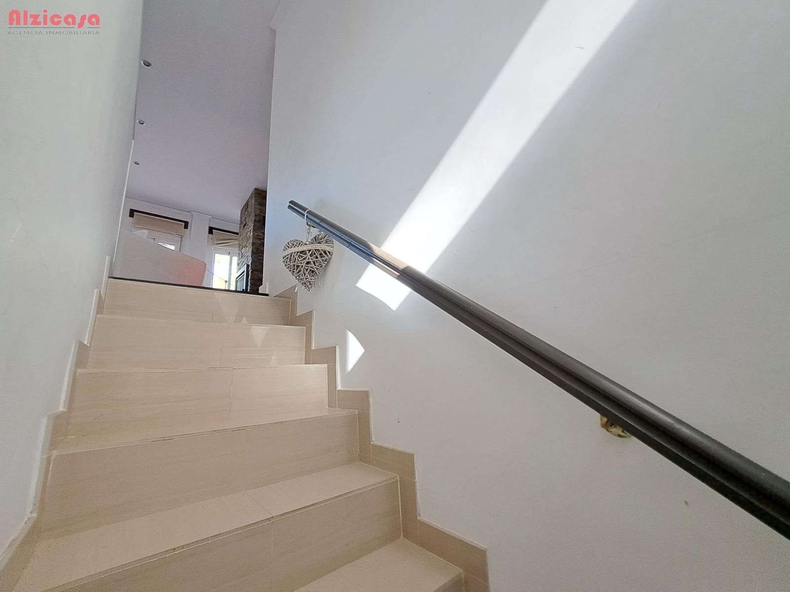 3 sypialnia Willa na sprzedaż w Alzira z basenem - 390 000 € (Ref: 8468030)