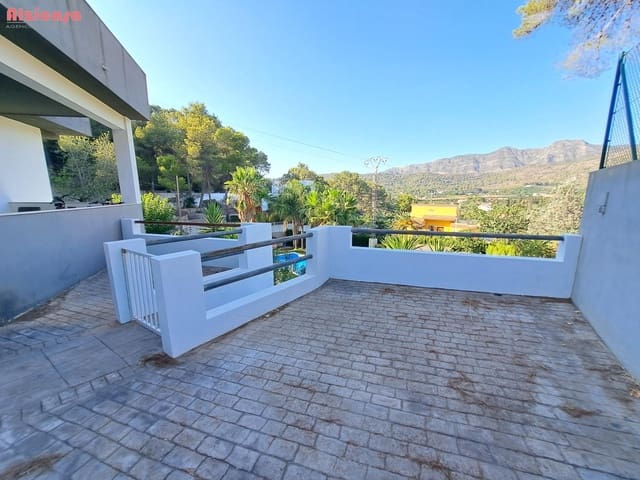 3 soverom Villa til salgs i Alzira med svømmebasseng - € 390 000 (Ref: 8468030)