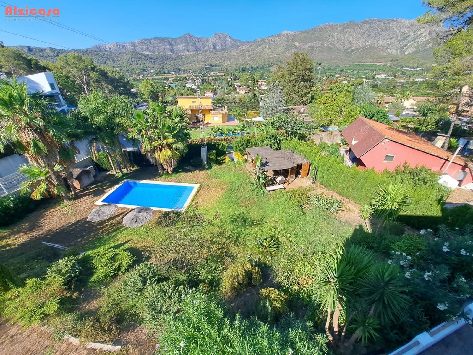 3 bedroom Villa for sale in Alzira with pool - € 390,000 (Ref: 8468030)