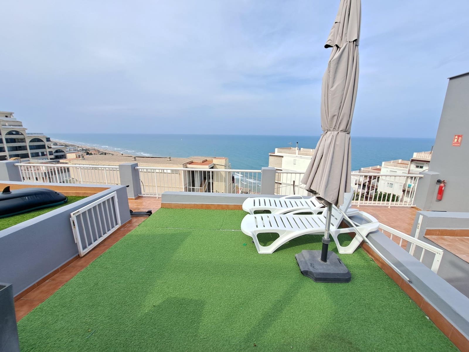 4 quarto Moradia em Banda para arrendar em Cullera com piscina - 1 400 € (Ref: 8484731)