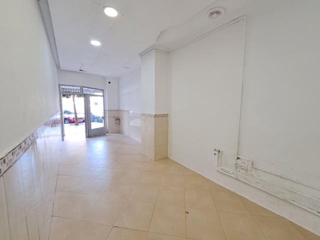 Erhverv til leje i Alzira - € 500 (Ref: 8484732)