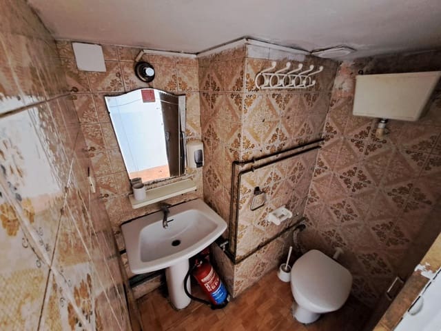 Erhverv til leje i Alzira - € 500 (Ref: 8484732)