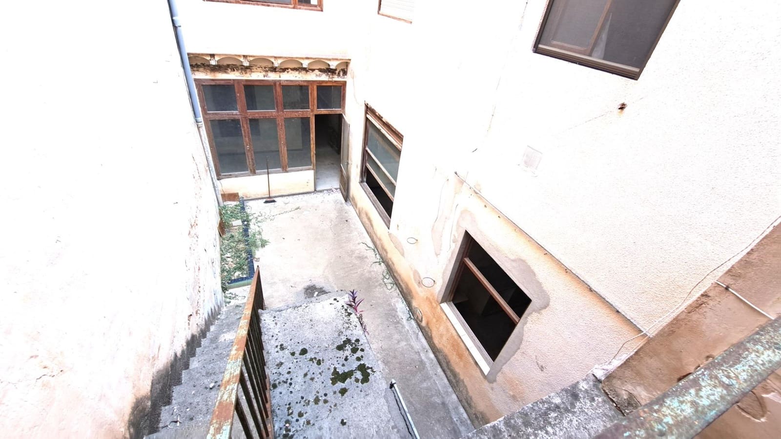 4 soveværelse Byhus til salg i Carcaixent - € 165.000 (Ref: 8491149)