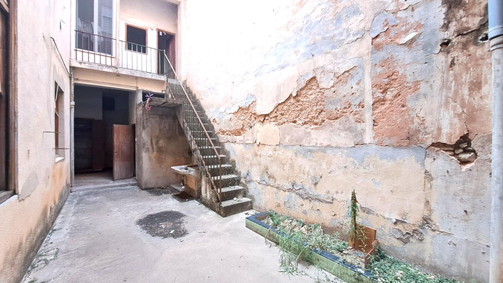 4 soveværelse Byhus til salg i Carcaixent - € 165.000 (Ref: 8491149)