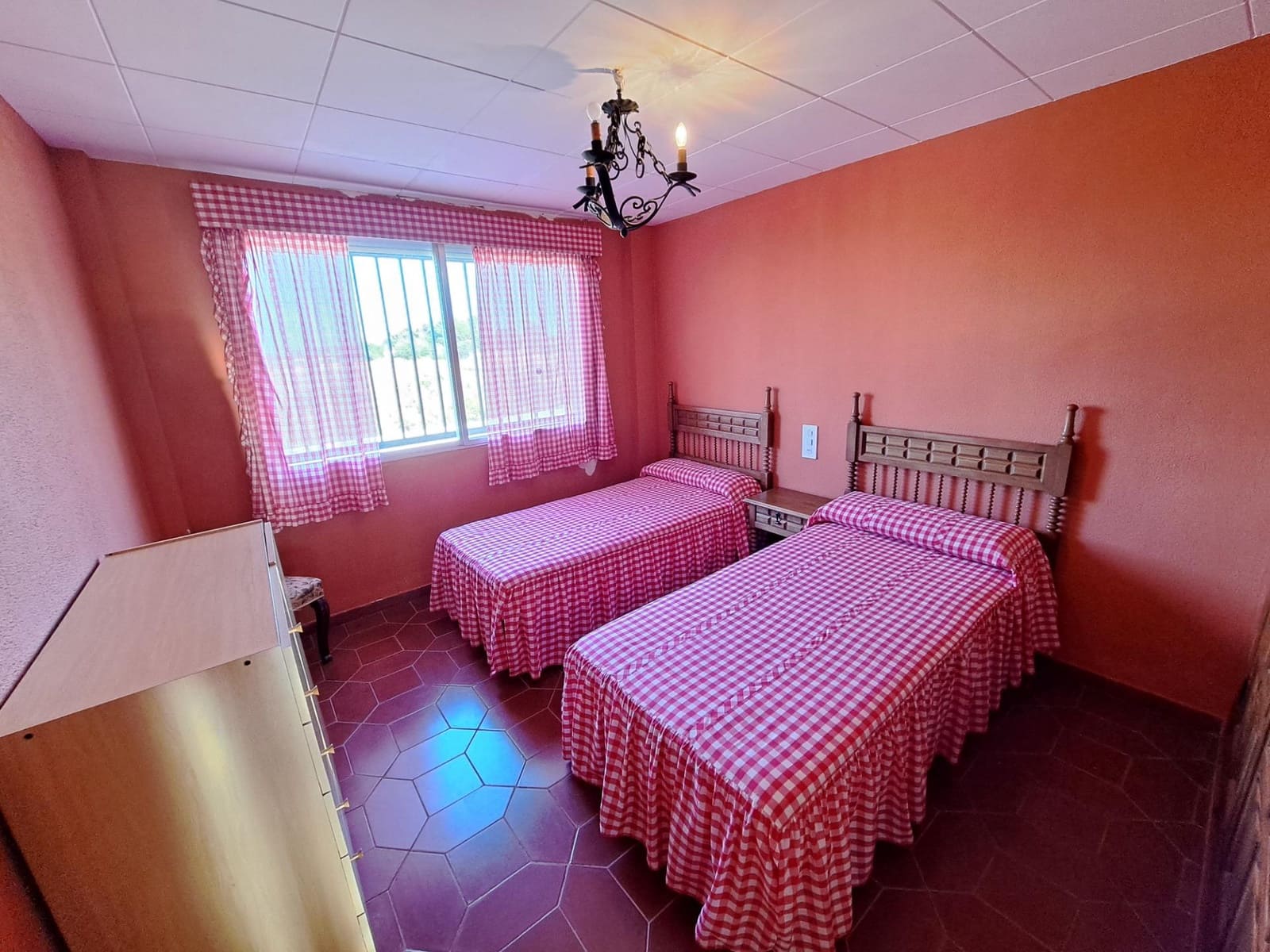 4 sypialnia Willa na sprzedaż w Alzira z basenem garażem - 500 000 € (Ref: 8534190)