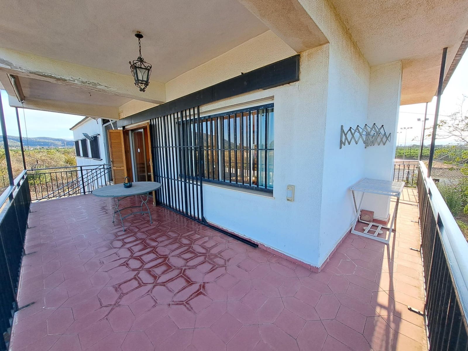 4 sypialnia Willa na sprzedaż w Alzira z basenem garażem - 500 000 € (Ref: 8534190)