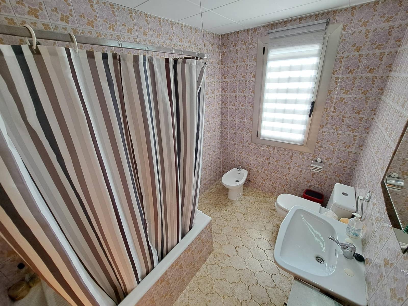 4 sypialnia Willa na sprzedaż w Alzira z basenem garażem - 500 000 € (Ref: 8534190)