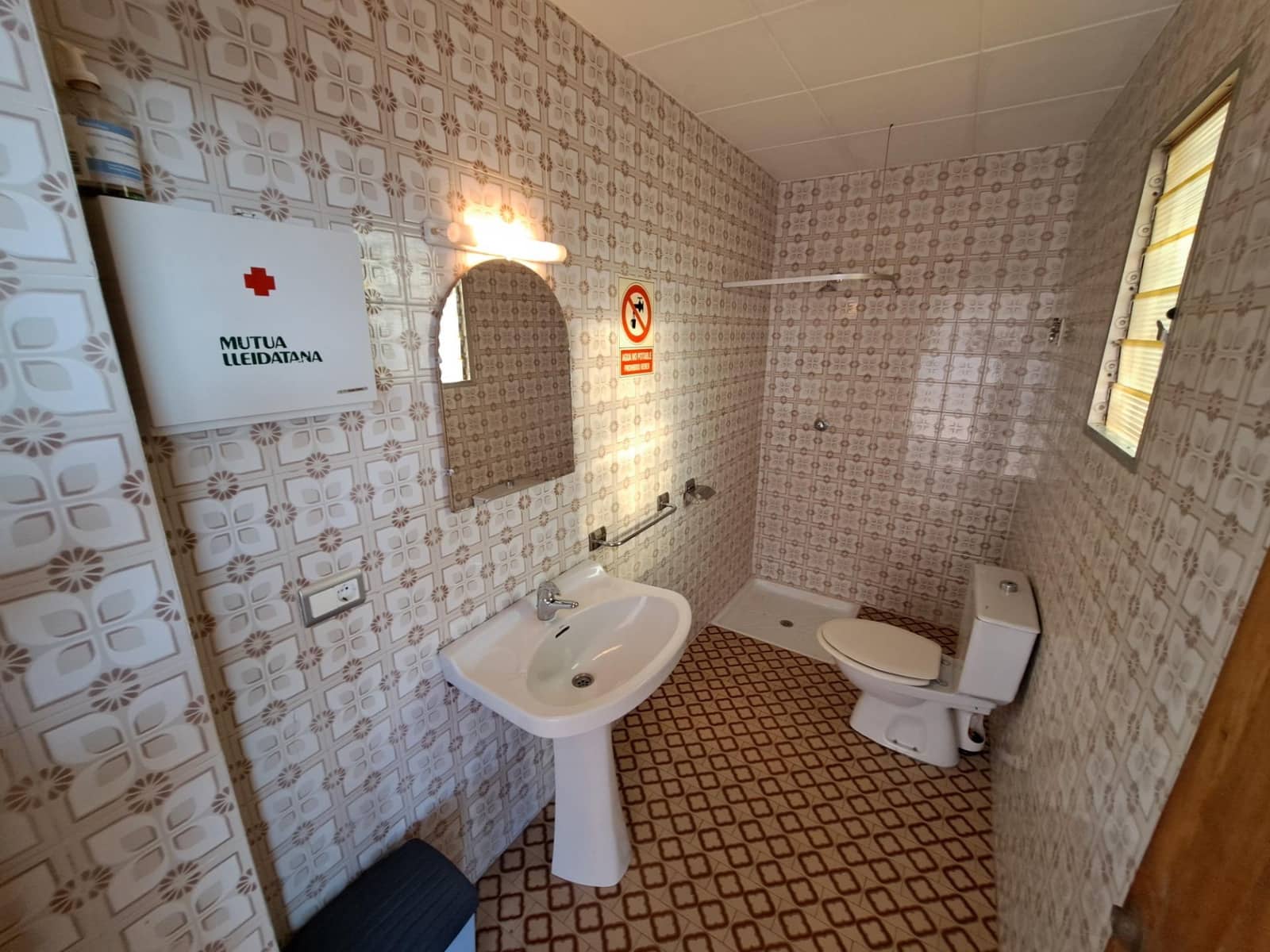 4 sypialnia Willa na sprzedaż w Alzira z basenem garażem - 500 000 € (Ref: 8534190)