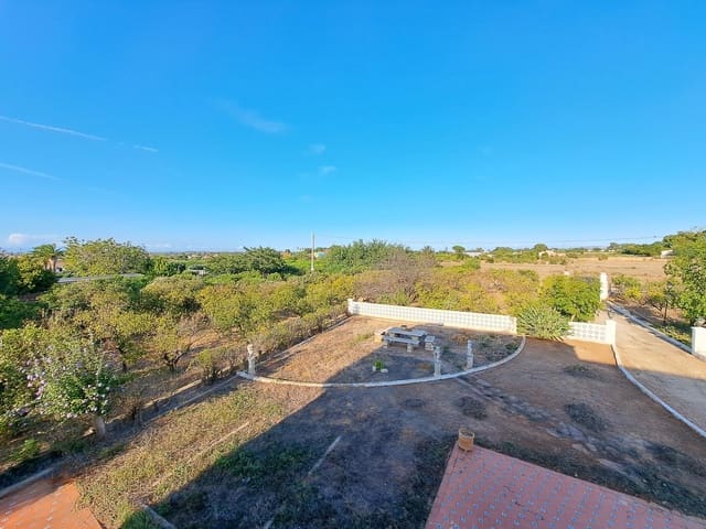 4 slaapkamer Villa te koop in Alzira met zwembad garage - € 500.000 (Ref: 8534190)