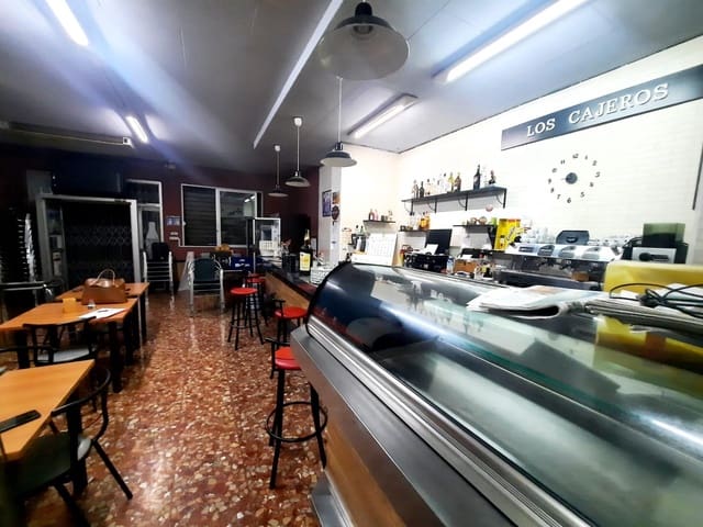 Business for sale in L'Alcúdia - € 330,000 (Ref: 8534192)