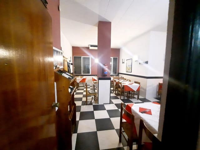 Business for sale in L'Alcúdia - € 330,000 (Ref: 8534192)