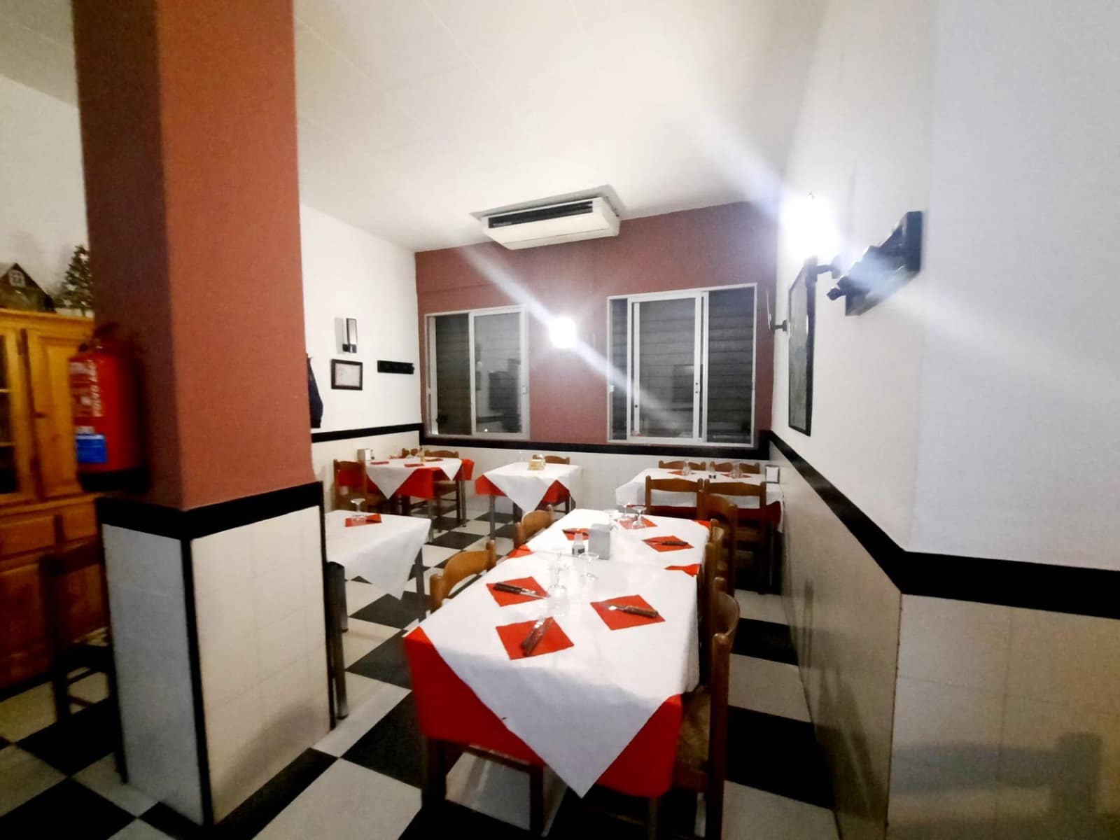 Virksomhed til salg i L'Alcudia - € 330.000 (Ref: 8534192)