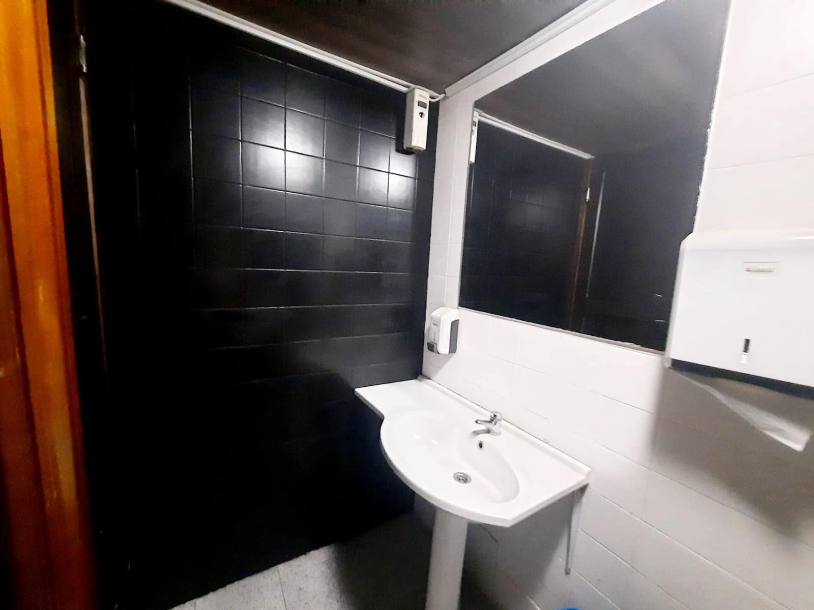 Virksomhed til salg i L'Alcudia - € 330.000 (Ref: 8534192)