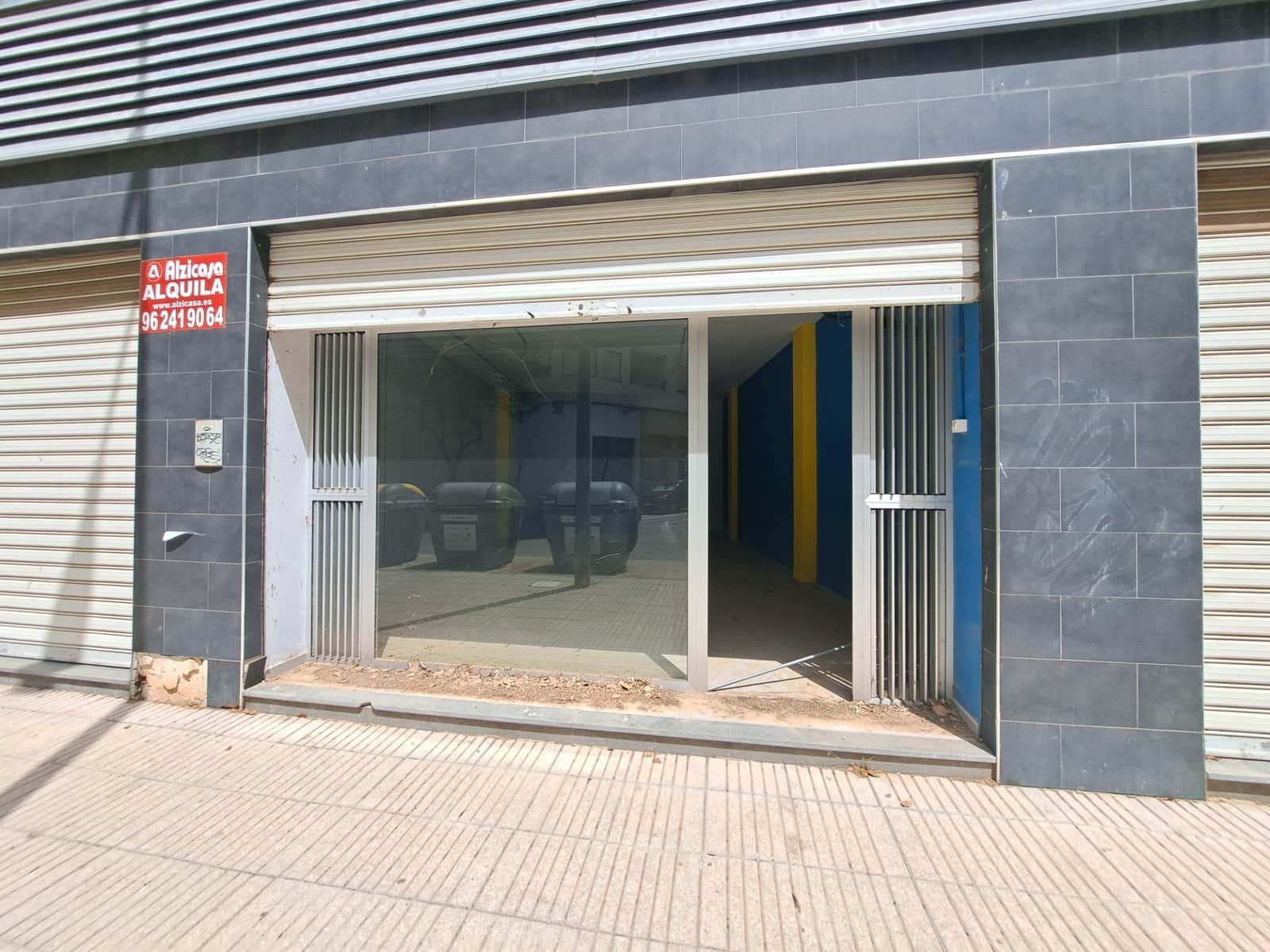 Commercial for rent in Alzira - € 1,200 (Ref: 8536791)