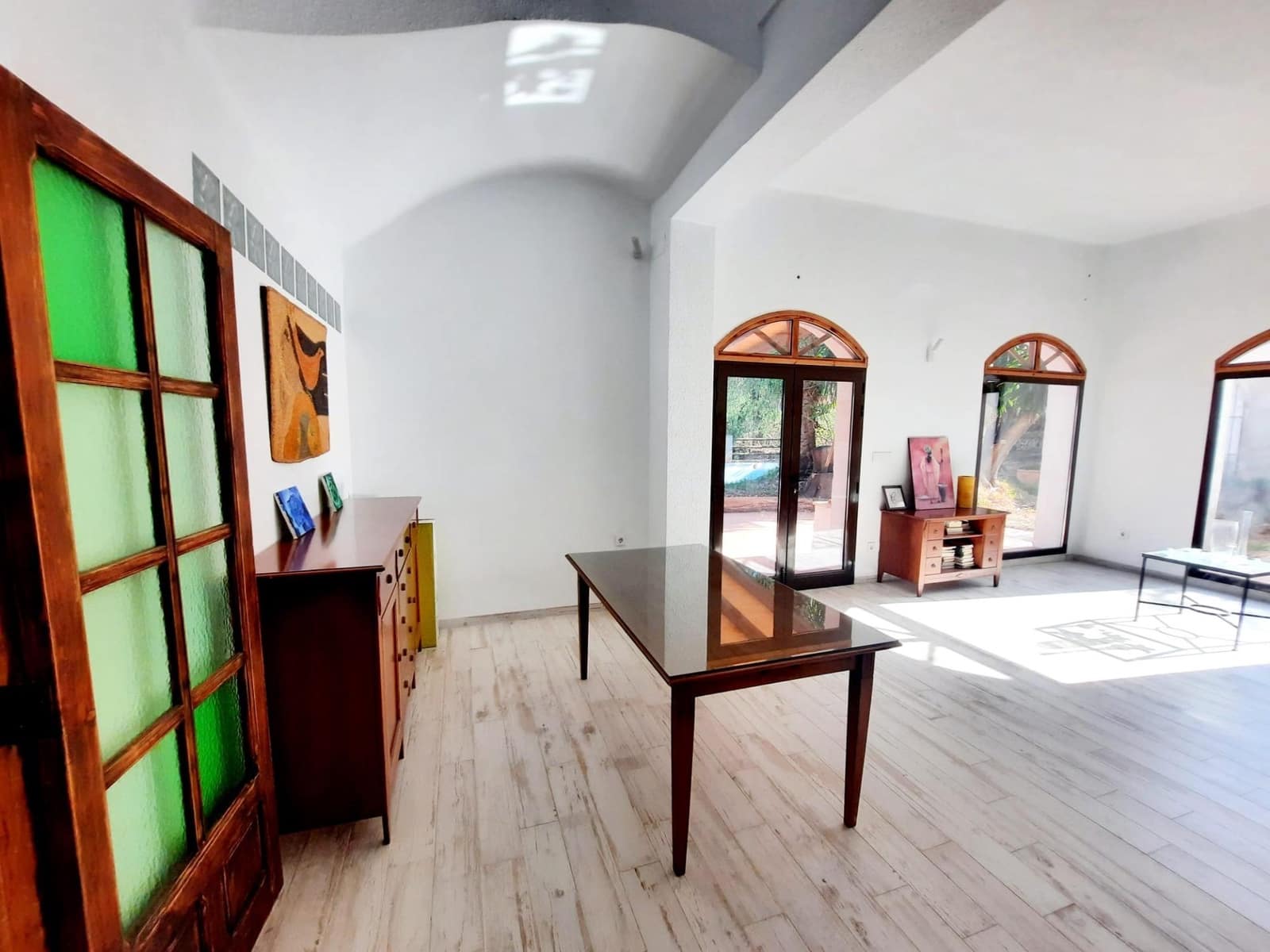 4 soverom Finca/Herregård til salgs i Alberic med svømmebasseng - € 620 000 (Ref: 8561638)