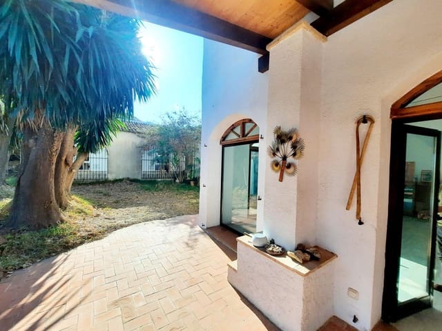 4 soverom Finca/Herregård til salgs i Alberic med svømmebasseng - € 620 000 (Ref: 8561638)