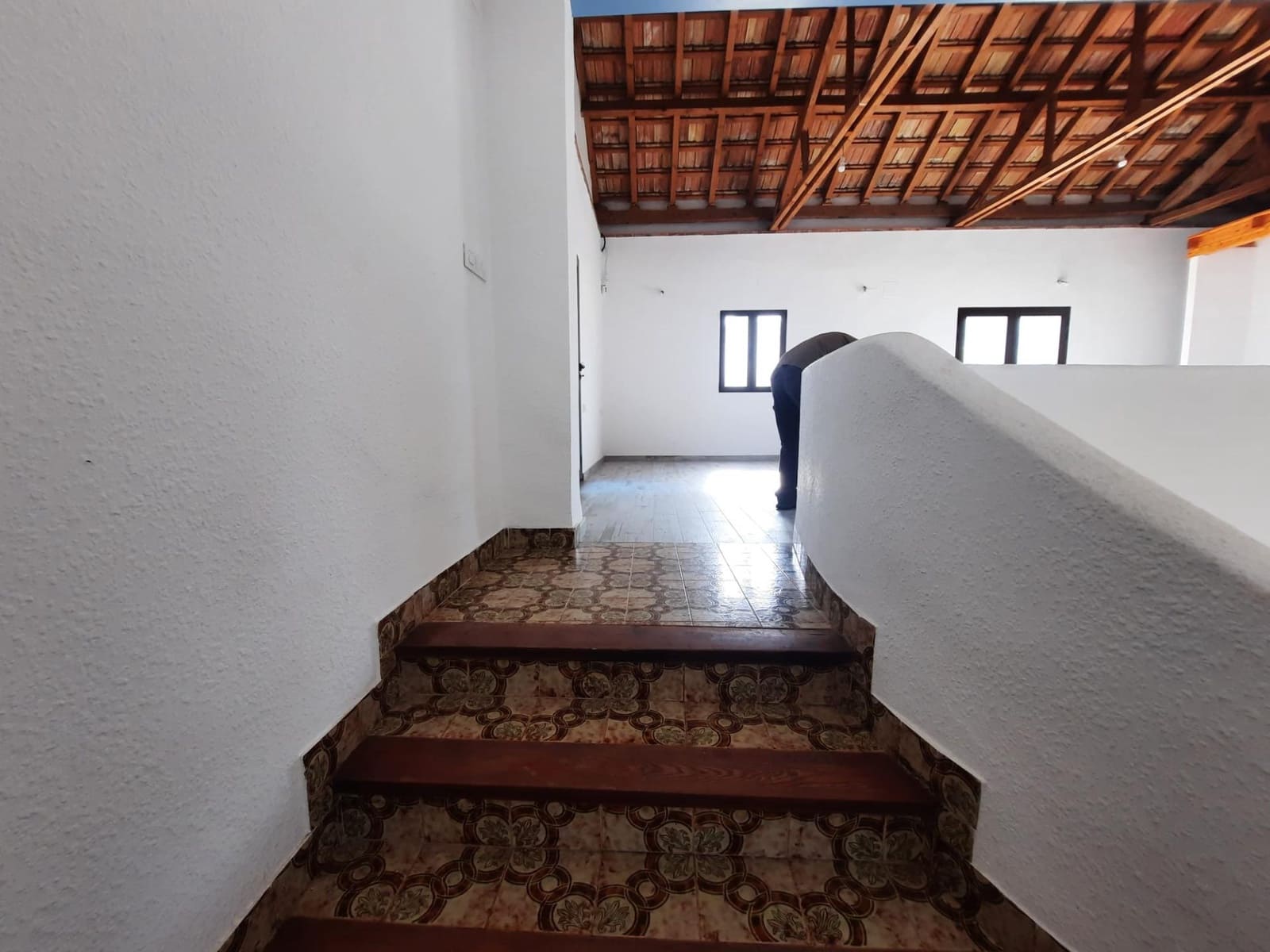 4 soverom Finca/Herregård til salgs i Alberic med svømmebasseng - € 620 000 (Ref: 8561638)