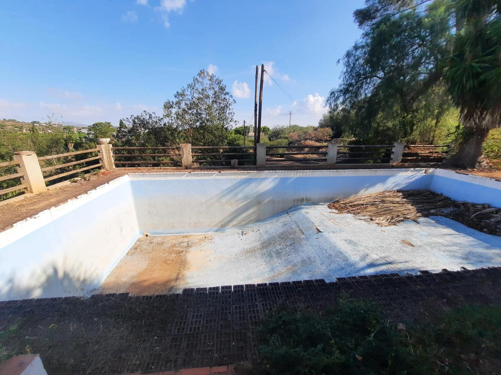 4 soverom Finca/Herregård til salgs i Alberic med svømmebasseng - € 620 000 (Ref: 8561638)