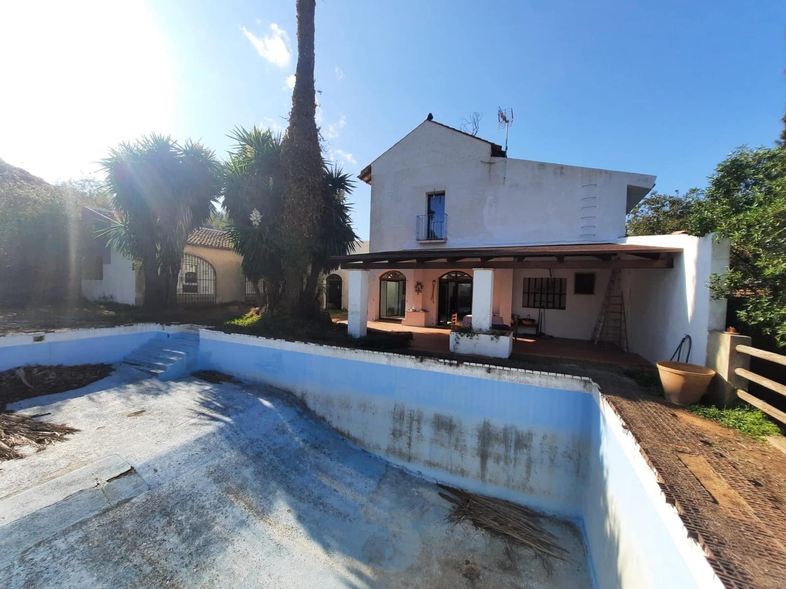 4 soverom Finca/Herregård til salgs i Alberic med svømmebasseng - € 620 000 (Ref: 8561638)