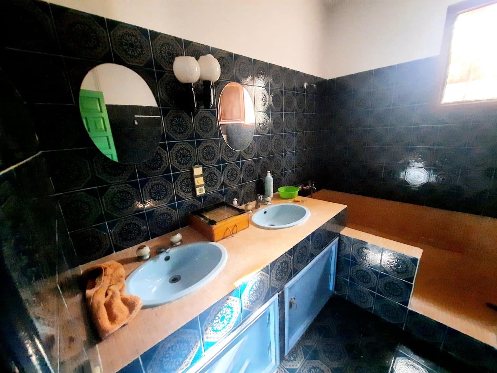 4 soverom Finca/Herregård til salgs i Alberic med svømmebasseng - € 620 000 (Ref: 8561638)