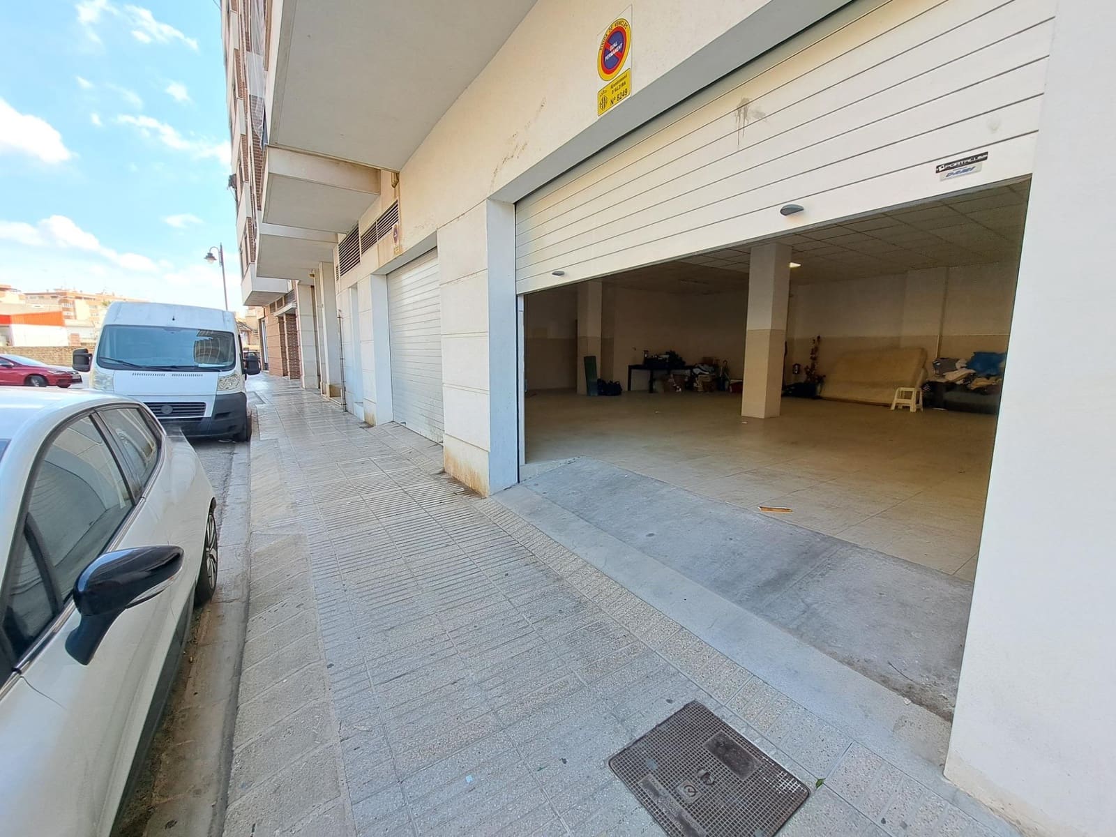 Comercial para venda em Alzira - 110 000 € (Ref: 8564888)