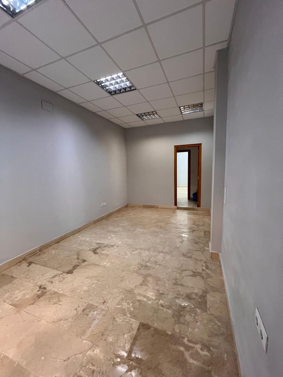 Local Comercial en Alzira en venta - 60.000 € (Ref: 8564892)