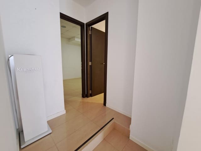 Local Comercial en Alzira en venta - 190.000 € (Ref: 8597390)