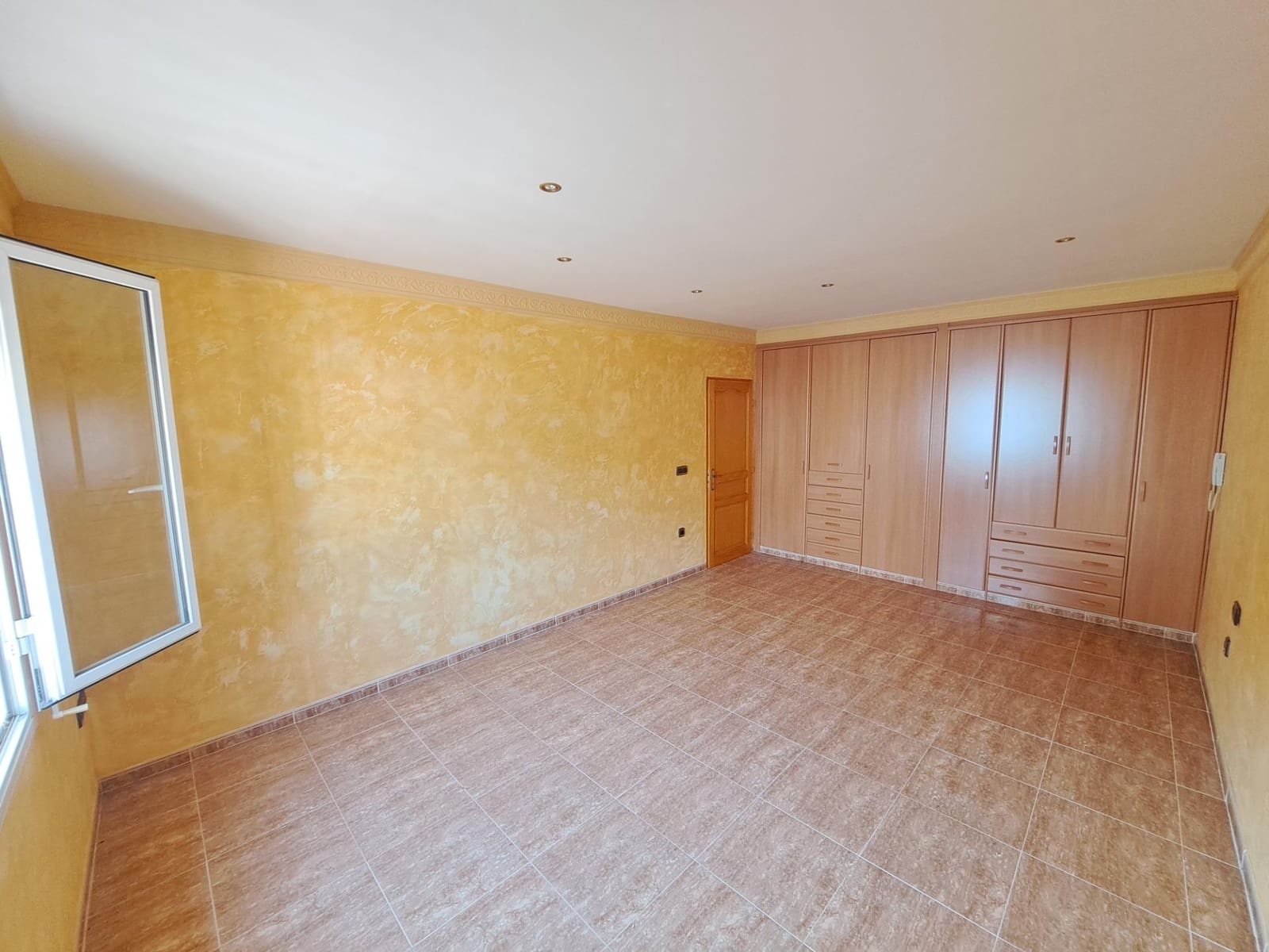 3 soveværelse Villa til salg i Alzira med swimmingpool garage - € 380.000 (Ref: 8615168)