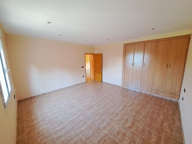 3 sypialnia Willa na sprzedaż w Alzira z basenem garażem - 380 000 € (Ref: 8615168)