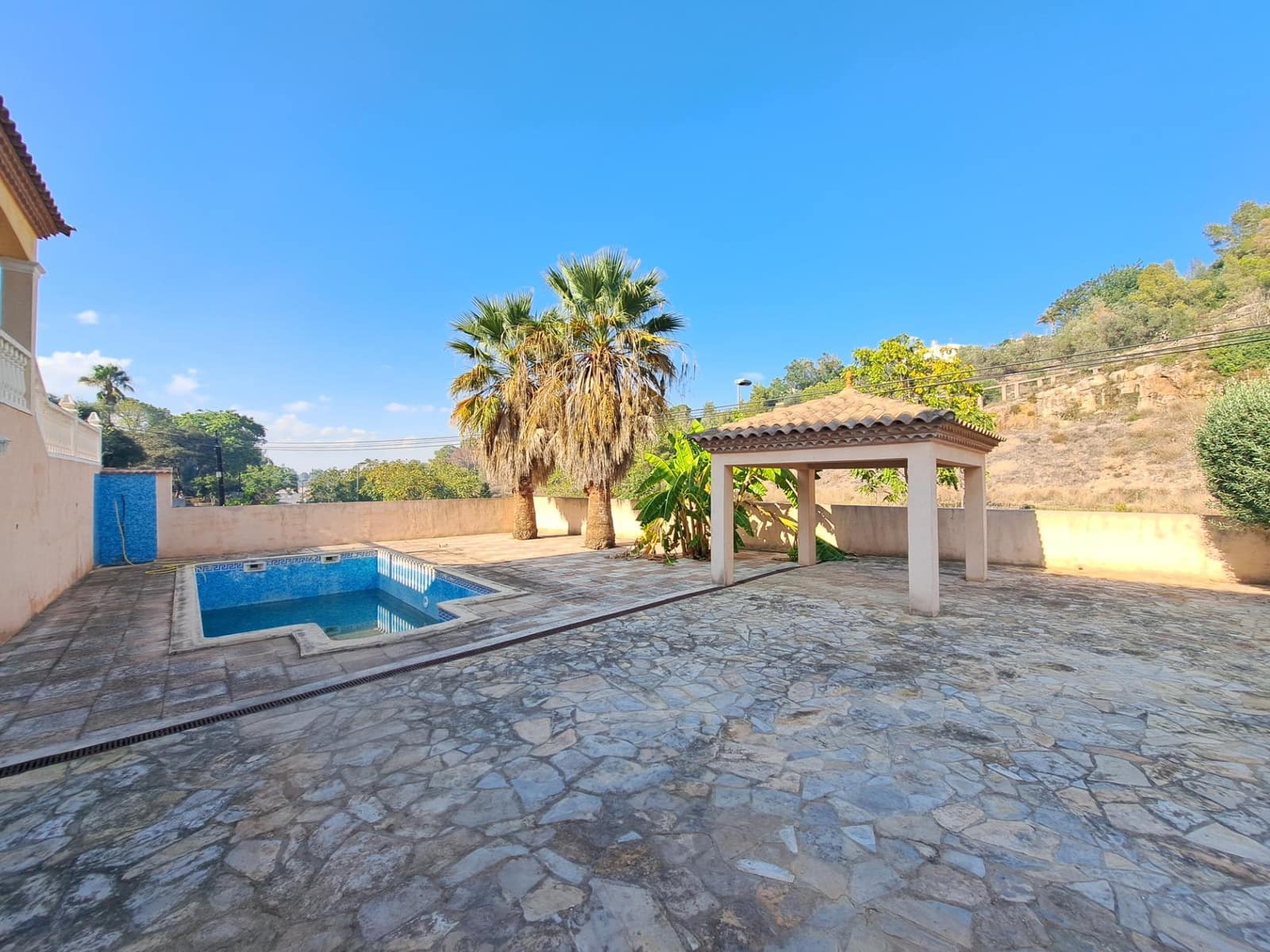 3 soveværelse Villa til salg i Alzira med swimmingpool garage - € 380.000 (Ref: 8615168)