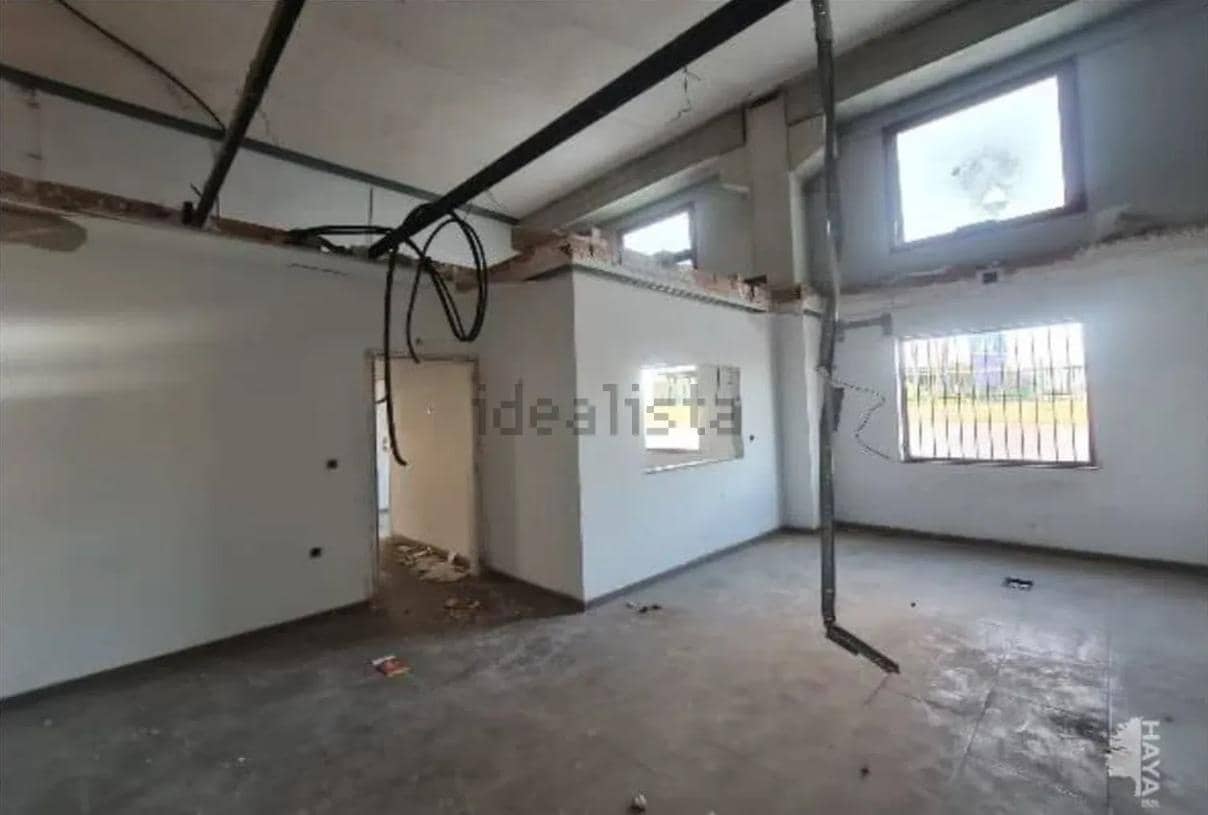 Bedrift til salgs i Alzira med garasje - € 562 500 (Ref: 8663205)