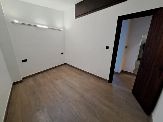 2 Zimmer Apartment zu verkaufen in Alzira - 105.000 € (Ref: 8691267)