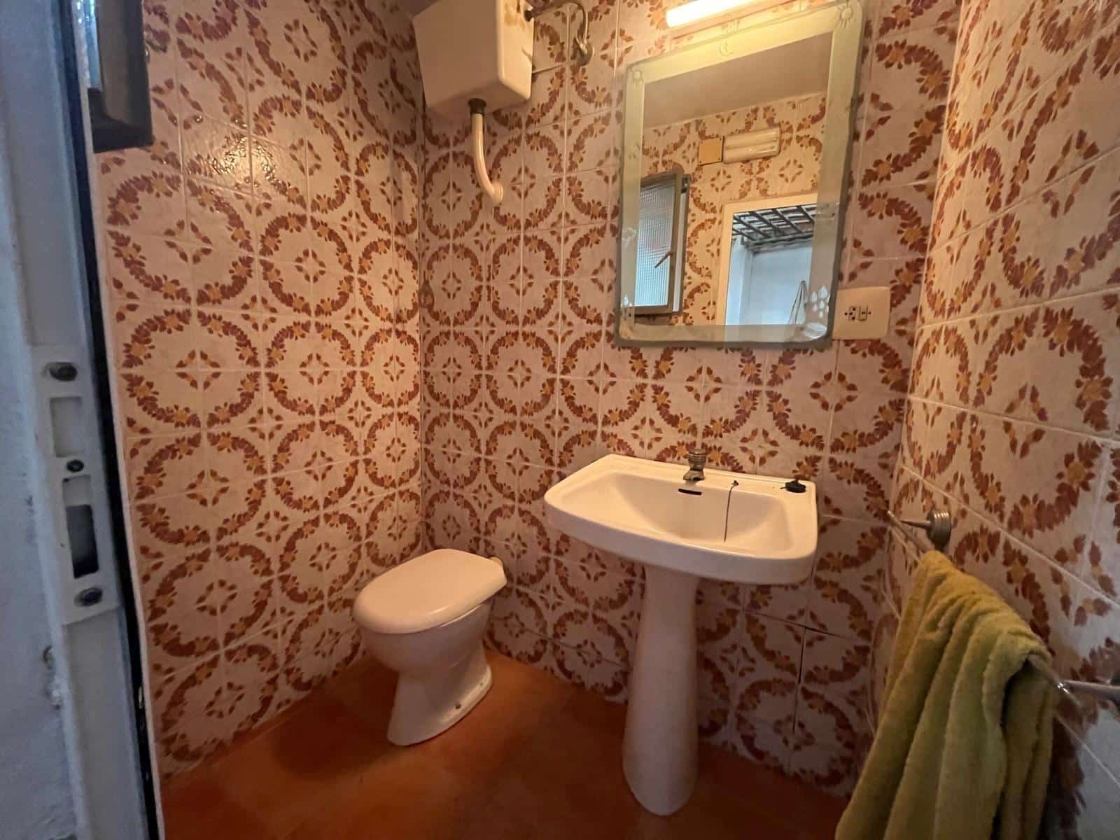 Erhverv til leje i Alzira - € 500 (Ref: 8755670)