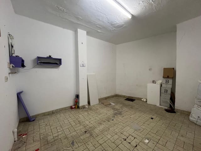 Erhverv til leje i Alzira - € 500 (Ref: 8755670)