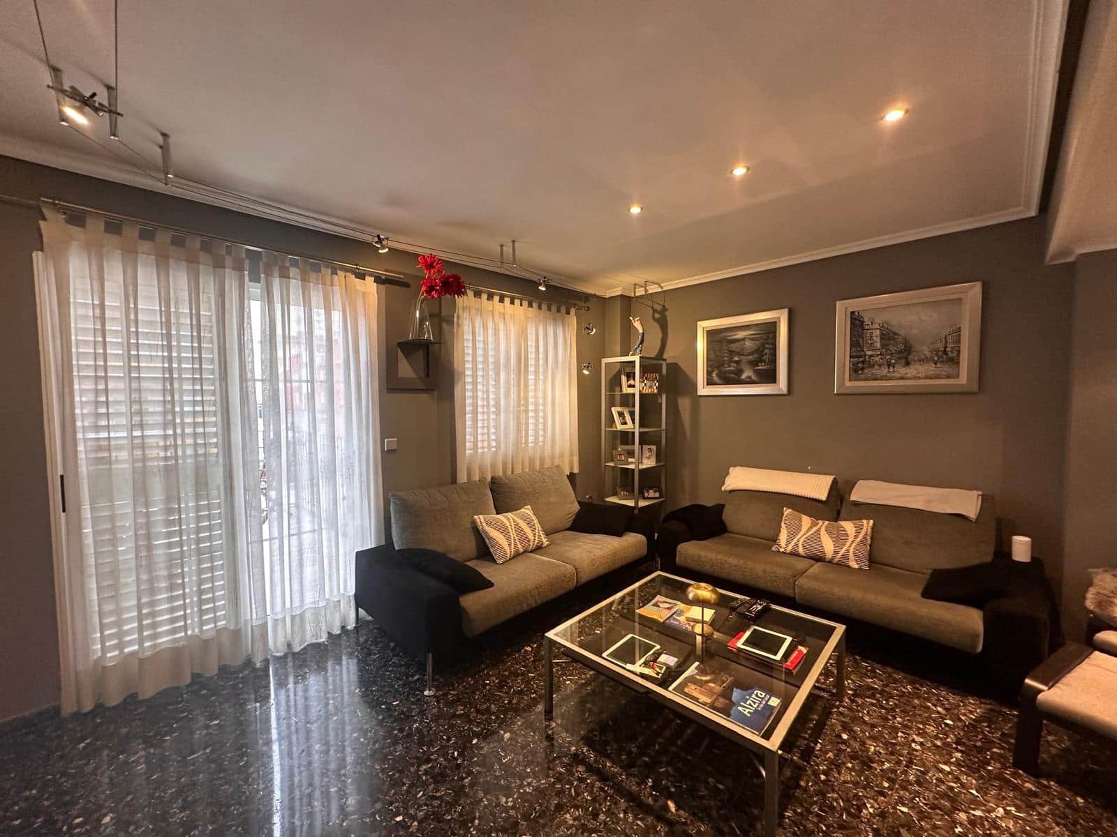 5 soveværelse Rækkehus til salg i Alzira med garage - € 325.000 (Ref: 8770550)